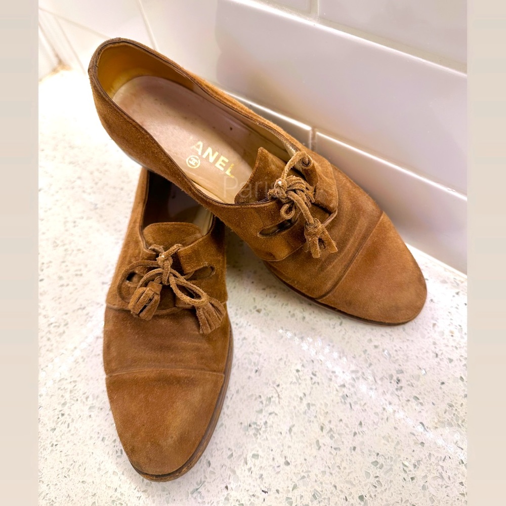 Genuine vintage 90’s suede Chanel loafers